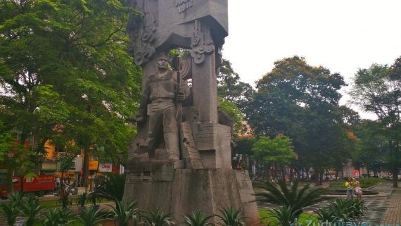 Hanoi War Statue