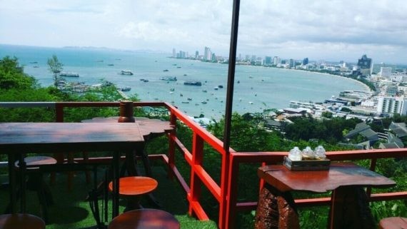 Cliff Side Cafe Pattaya